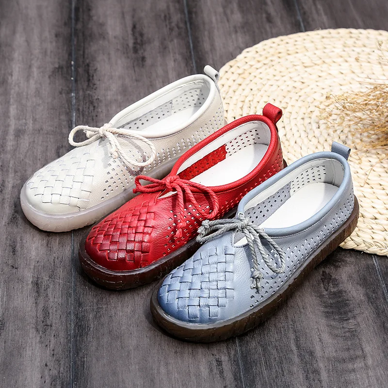2019 spring new retro style simple casual shoes women soft and comfortable hand-woven hollow flat shoes.
2019 spring new retro style simple casual shoes women soft and comfortable hand-woven hollow flat shoes.