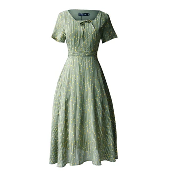 Summer Long Vintage 50s60s Square Collar Chiffon Dress Slim Temperament Fashion Party Short Sleeve Dress
Summer Long Vintage 50s60s Square Collar Chiffon Dress Slim Temperament Fashion Party Short Sleeve Dress