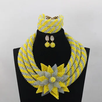 Unique Yellow Crystal Handmade Bead Jewelry Set Big Flower African Costume Indian Bridal Jewelry Set Free Shipping ANJ077
Unique Yellow Crystal Handmade Bead Jewelry Set Big Flower African Costume Indian Bridal Jewelry Set Free Shipping ANJ077