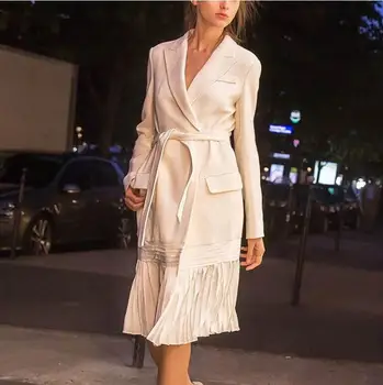 Women Autumn Winter Woolen Blend Long White Double Buttons Elegant Modern Trench Slim Jackets Parka Female Outwear Outcoat
Women Autumn Winter Woolen Blend Long White Double Buttons Elegant Modern Trench Slim Jackets Parka Female Outwear Outcoat