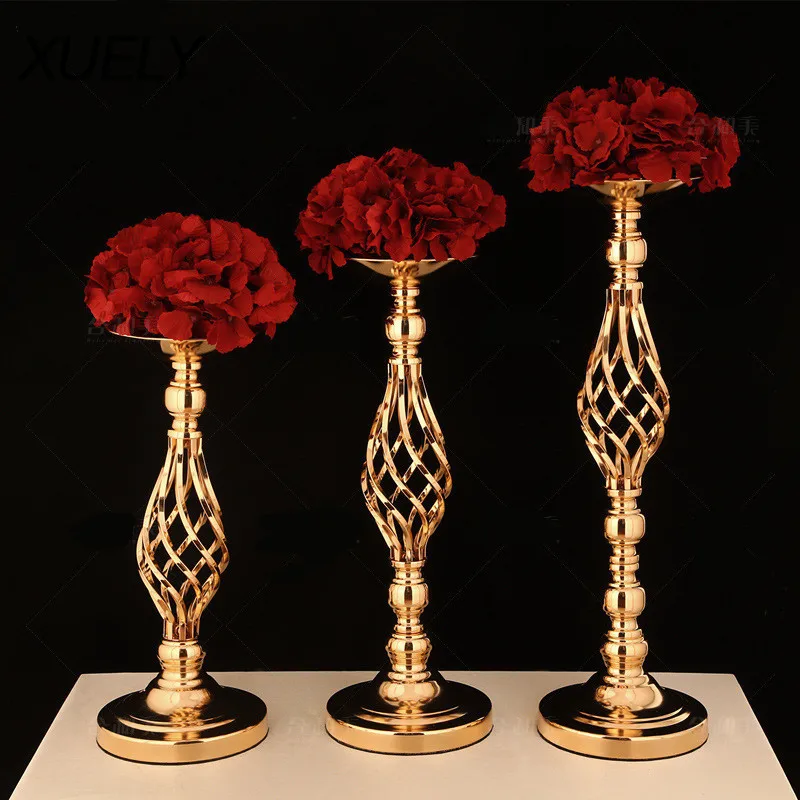 XUELY wedding table center flower stand vase home hotel road leading decorative creative hollow gold / silver metal candlestick
XUELY wedding table center flower stand vase home hotel road leading decorative creative hollow gold / silver metal candlestick