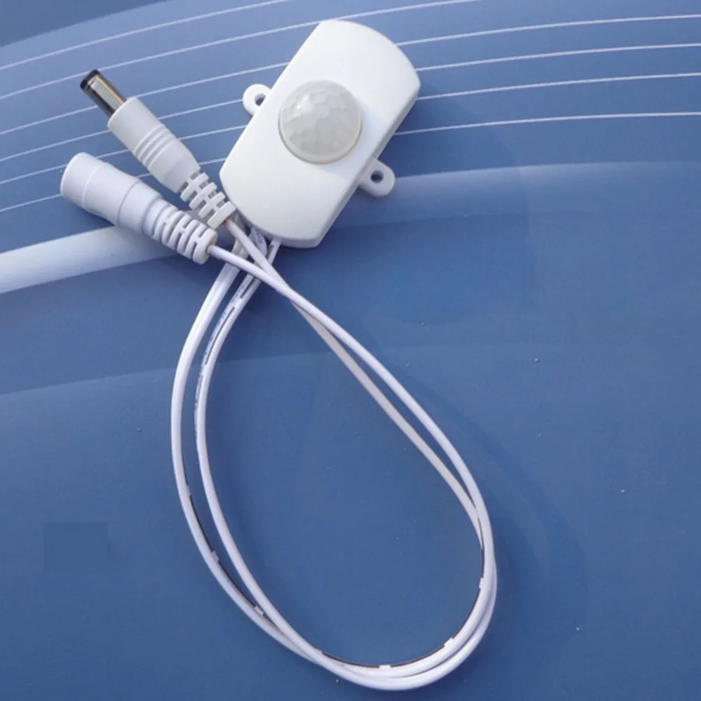 120 degree Mini Outdoor Adjustable Auto PIR Infrared Motion Sensor Detector For LED Light Strip Switch lighting DC 5-24V 5A
120 degree Mini Outdoor Adjustable Auto PIR Infrared Motion Sensor Detector For LED Light Strip Switch lighting DC 5-24V 5A