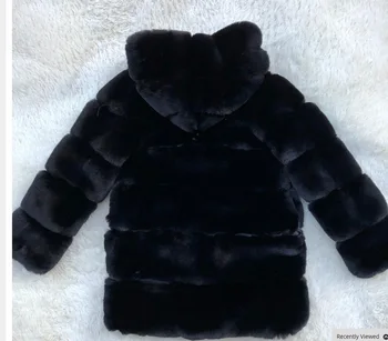 2018 new style fashion Faux fur coat Christmas holiday sexy club celebrity vintage sexy women new style fur coats wholesale
2018 new style fashion Faux fur coat Christmas holiday sexy club celebrity vintage sexy women new style fur coats wholesale