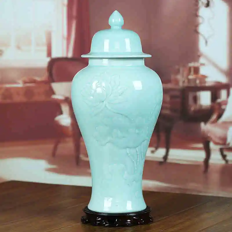 Jingdezhen ceramic temple jar Antique Porcelain ginger jar wholesale decorative jars and vases (1)