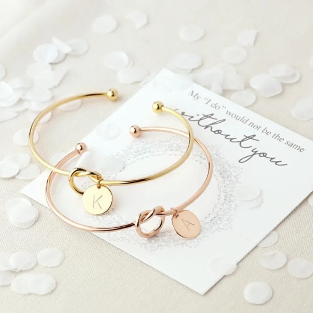 26 Letter Gold Silver Color Knot Heart Bracelet Bangle Girl Fashion Jewelry Alloy Round Pendant Bracelets for Women #279467
26 Letter Gold Silver Color Knot Heart Bracelet Bangle Girl Fashion Jewelry Alloy Round Pendant Bracelets for Women #279467