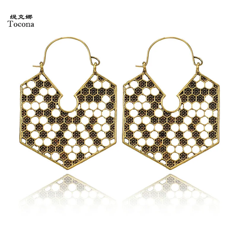 Tocona Vintage Antique Gold Silver Hollow Honeycomb Hoop Earrings Ethnic Punk Piercing Earring Brincos for Women Jewelry 6766
Tocona Vintage Antique Gold Silver Hollow Honeycomb Hoop Earrings Ethnic Punk Piercing Earring Brincos for Women Jewelry 6766