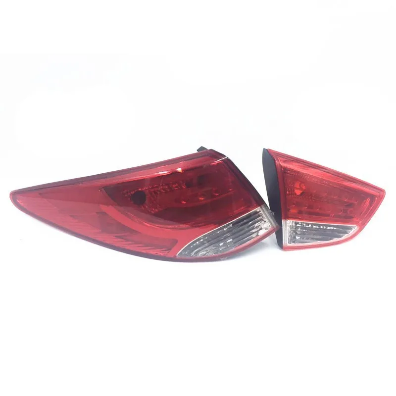 1pcs Car Tail Lights Outer for hyundai IX35 2010~2012 Car Accessories Tail Light Rear Lamp Taillight Brake Light
1pcs Car Tail Lights Outer for hyundai IX35 2010~2012 Car Accessories Tail Light Rear Lamp Taillight Brake Light
