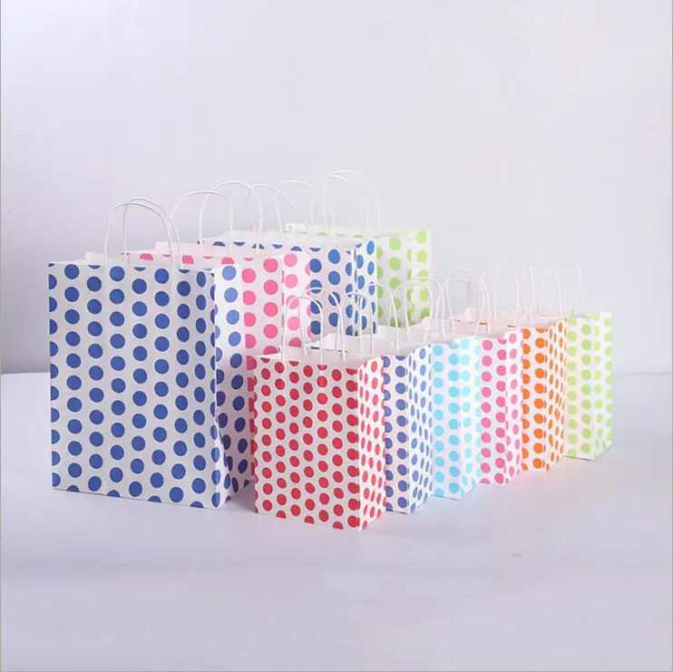 12pcs/lot Fashionable Kraft Paper Bag with handle Large Shopping Bags Christmas Packing Bag Excellent quality
12pcs/lot Fashionable Kraft Paper Bag with handle Large Shopping Bags Christmas Packing Bag Excellent quality