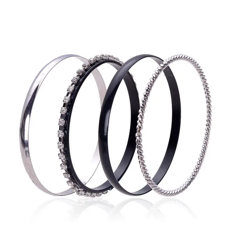 SUKI Bangle For Women Girl Black Silver Bracelet 4pcs/Set Multilayer Round Bangles Cute Bracelet New Pulseras maitresse cadeau
SUKI Bangle For Women Girl Black Silver Bracelet 4pcs/Set Multilayer Round Bangles Cute Bracelet New Pulseras maitresse cadeau