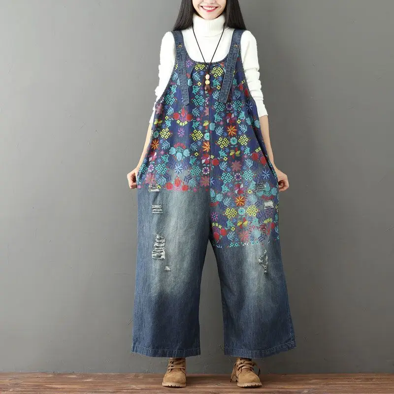 2018 Women Vintage Washed Floral Printed Wide Leg Bib Blue Denim Overalls Jean Jumpsuits Female Large Size Drop Crotch Rompers
2018 Women Vintage Washed Floral Printed Wide Leg Bib Blue Denim Overalls Jean Jumpsuits Female Large Size Drop Crotch Rompers
