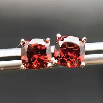 Natural garnet square style stud earring 925 sterling silver 0.8ct*2pcs gemstone For men or women F18053005
Natural garnet square style stud earring 925 sterling silver 0.8ct*2pcs gemstone For men or women F18053005