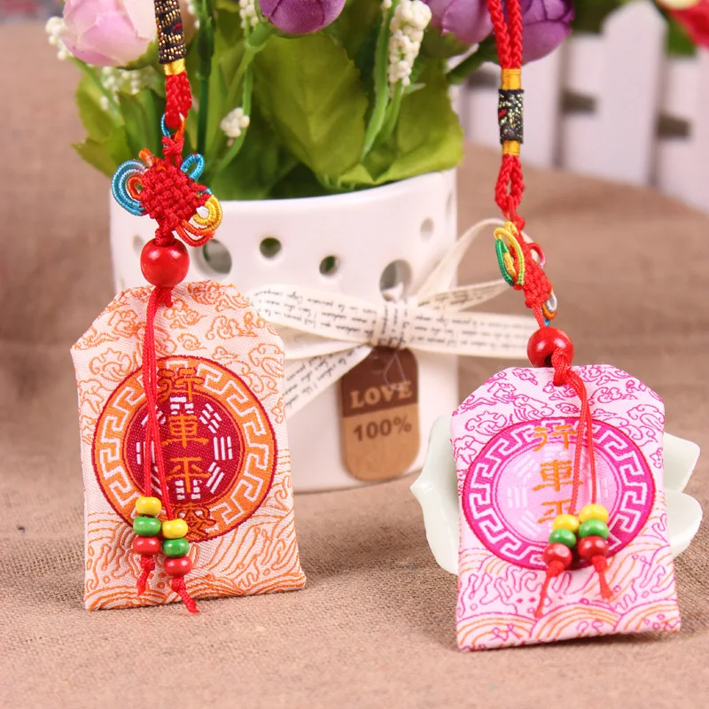 1pcs Omamori Safe Traffic And Health Pendant Bag Holder Boyfriend Girlfriend Present S15
1pcs Omamori Safe Traffic And Health Pendant Bag Holder Boyfriend Girlfriend Present S15