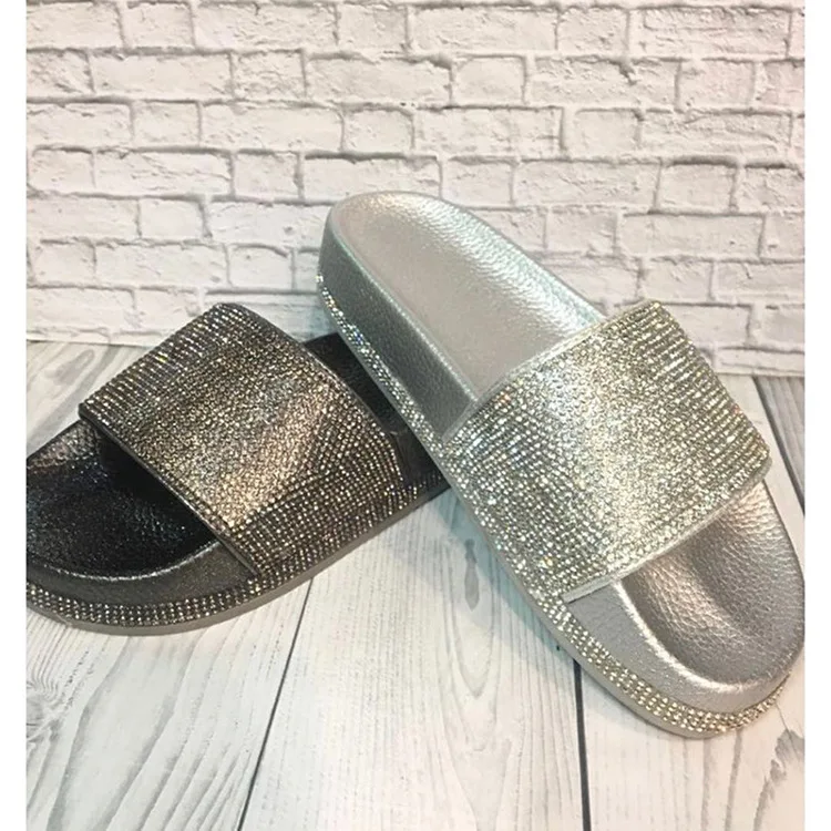 2019 Women Flip Flops Fashion Woman Slipper Female Crystal Flat Summer Shoes Rhinestone Thick Bottom Bling Beach Slides
2019 Women Flip Flops Fashion Woman Slipper Female Crystal Flat Summer Shoes Rhinestone Thick Bottom Bling Beach Slides