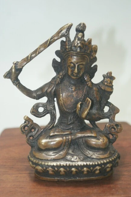China Old Tibet Tibetan Buddhism tara buddha statue GuanYin old Copper statue bronze factory outlets
China Old Tibet Tibetan Buddhism tara buddha statue GuanYin old Copper statue bronze factory outlets