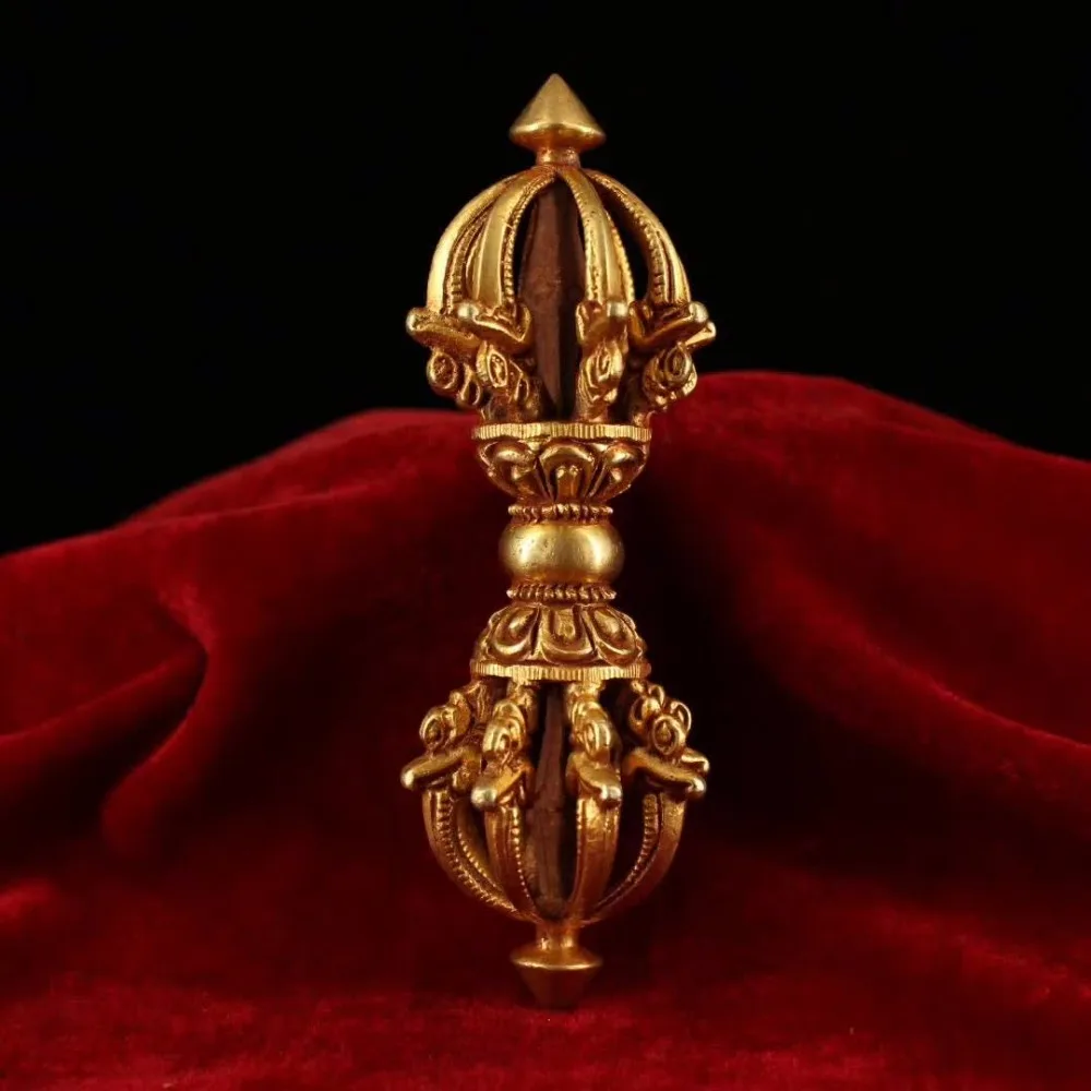 Lonng 11.5CM High quality Handmade Brass Gilt Tibet Buddhist 9 shares Tantra Puba pestle Jingang chu
Lonng 11.5CM High quality Handmade Brass Gilt Tibet Buddhist 9 shares Tantra Puba pestle Jingang chu