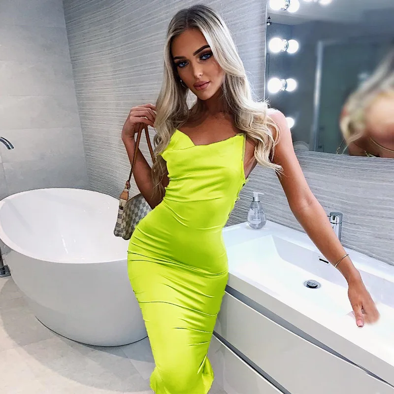 Spaghetti straps high waist neon green silk backless sexy dresses 2019 summer women fashion party streetwear solid
Spaghetti straps high waist neon green silk backless sexy dresses 2019 summer women fashion party streetwear solid