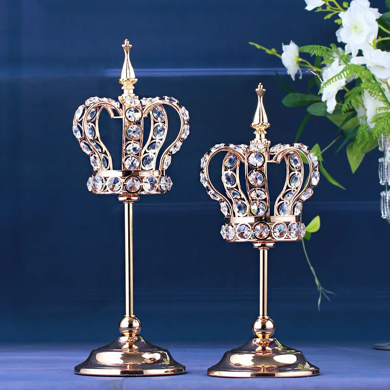 10pcs Silver/Gold Crown Candle Holder Fashion Hollow Iron Candlestick Birthday Gift Ornaments Home Decorations
10pcs Silver/Gold Crown Candle Holder Fashion Hollow Iron Candlestick Birthday Gift Ornaments Home Decorations