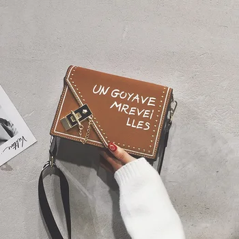 Yuhua, 2020 new woman handbags, fashion leisure shoulder bags, simple Korean version women bag, trend messenger bag.
Yuhua, 2020 new woman handbags, fashion leisure shoulder bags, simple Korean version women bag, trend messenger bag.
