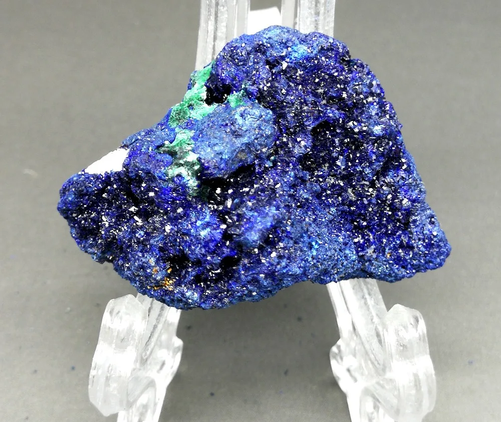15g Shiny Natural Azurite minerals Teaching specimens home collection ornaments from China
15g Shiny Natural Azurite minerals Teaching specimens home collection ornaments from China