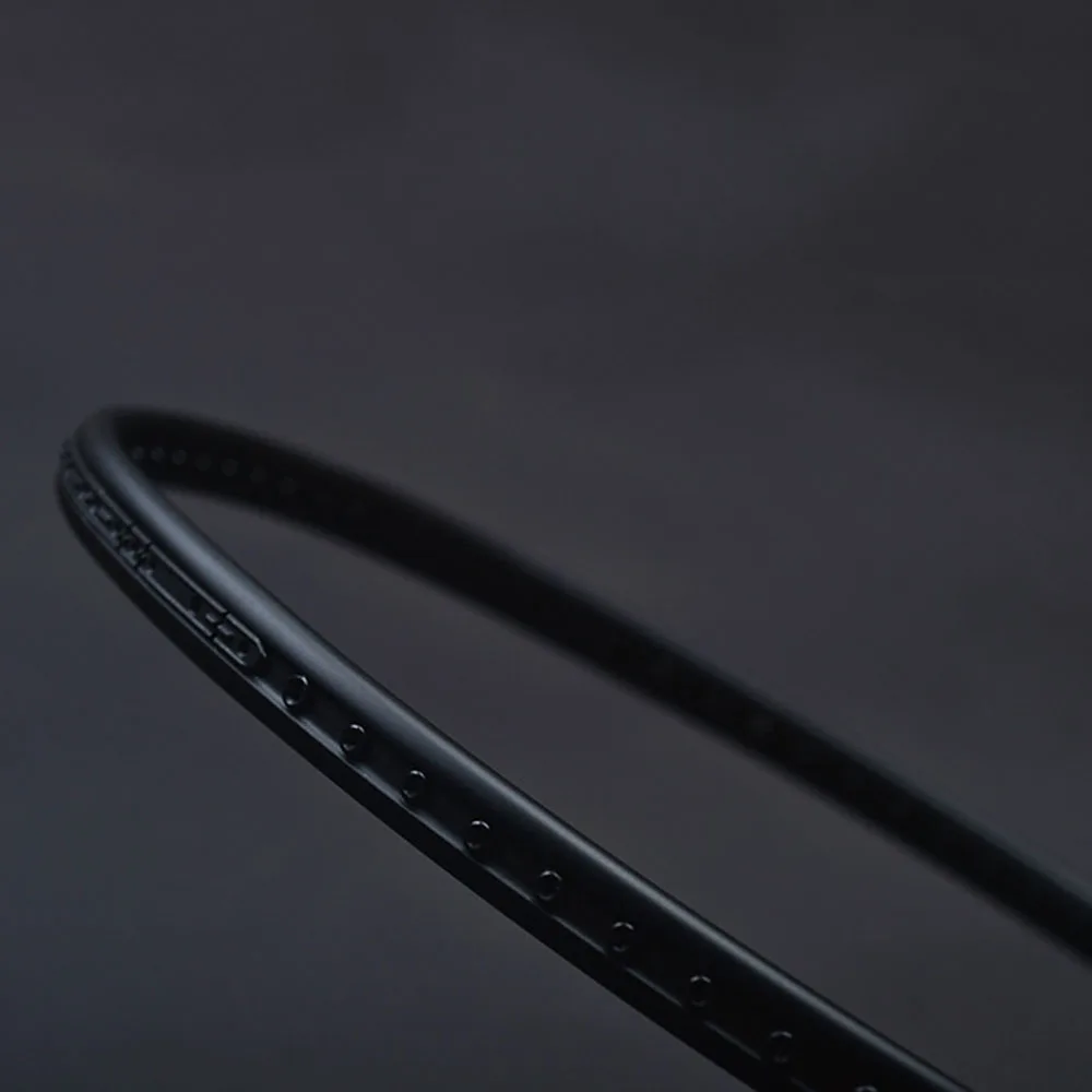 Black Badminton Racket Professional Speed Offensive And Defensive Type High Quality 4U 6U Carbon Badminton Racket With No String
Black Badminton Racket Professional Speed Offensive And Defensive Type High Quality 4U 6U Carbon Badminton Racket With No String