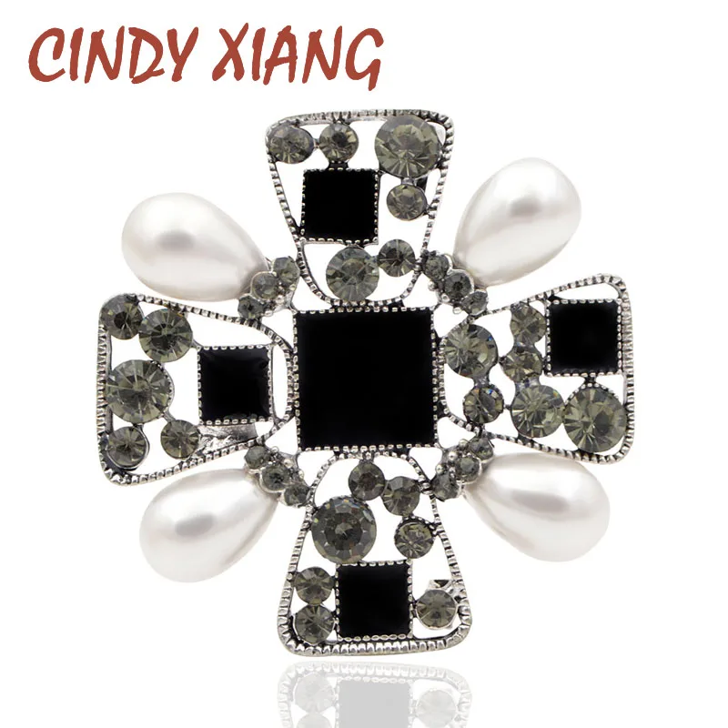 CINDY XIANG New Arrival Pearl Cross Brooches for Women Fashion Baroque Style Pins Vintage Fashion Coat Corsage High Quality Gift
CINDY XIANG New Arrival Pearl Cross Brooches for Women Fashion Baroque Style Pins Vintage Fashion Coat Corsage High Quality Gift
