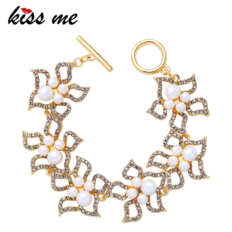 KISS ME Women Charm Bracelet Classic Fashion Rhinestione Imitation Pearl Flower Bracelets for Women 2019 Jewelry
KISS ME Women Charm Bracelet Classic Fashion Rhinestione Imitation Pearl Flower Bracelets for Women 2019 Jewelry