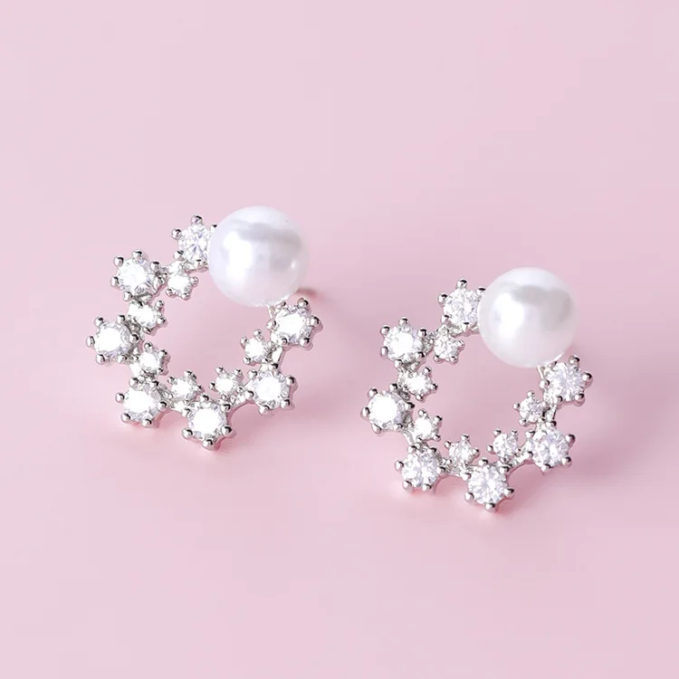 2017 Korean Sweety Shiny Rhinestone Circle Earings Fashion Jewelry For Girl Birthday Gift Simulated Pearl Bead Stud Earrings
2017 Korean Sweety Shiny Rhinestone Circle Earings Fashion Jewelry For Girl Birthday Gift Simulated Pearl Bead Stud Earrings