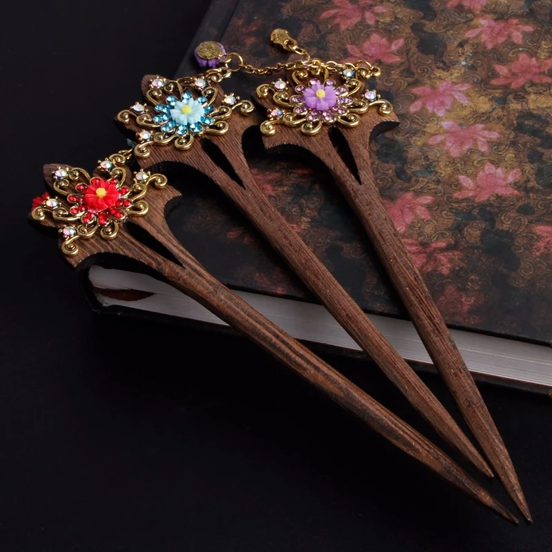 Women Wooden Hair Accessories Rhinestone Stylish Hair Stick Hairpin Handmade Girl Flower Vintage Fashion Elegant Decoration
Women Wooden Hair Accessories Rhinestone Stylish Hair Stick Hairpin Handmade Girl Flower Vintage Fashion Elegant Decoration