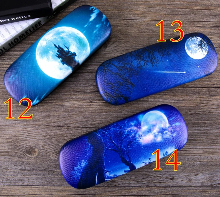 Starry Sky Moon Myopia Glasses Case Boy and Girl Students'Individual Creativity, Brief Portable and Stand Voltage Eyeglass Box
Starry Sky Moon Myopia Glasses Case Boy and Girl Students'Individual Creativity, Brief Portable and Stand Voltage Eyeglass Box