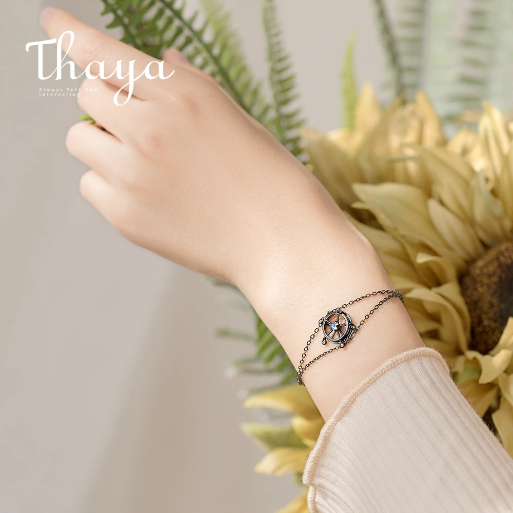 Thaya Ferris Wheel Bracelet Natural Moonstone Rotatable Jewelry Black S925 Silver for Women Romantic Elegant Female Gift
Thaya Ferris Wheel Bracelet Natural Moonstone Rotatable Jewelry Black S925 Silver for Women Romantic Elegant Female Gift