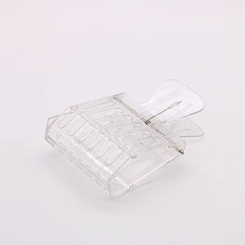 100Pcs Beefun Queen Bee Cage Colorless Plastic Clip Durable Bee Clip Isolation Room Insectary Box Bee Hive Catcher Tool 
100Pcs Beefun Queen Bee Cage Colorless Plastic Clip Durable Bee Clip Isolation Room Insectary Box Bee Hive Catcher Tool