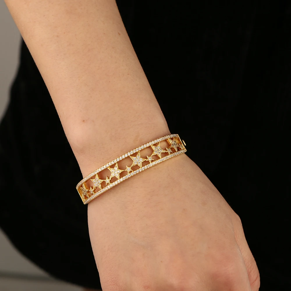 Big Gold filled micro pave cz northstar bangle bracelet for women charm Mother's Day gift starburst elegance wide band bangle
Big Gold filled micro pave cz northstar bangle bracelet for women charm Mother's Day gift starburst elegance wide band bangle