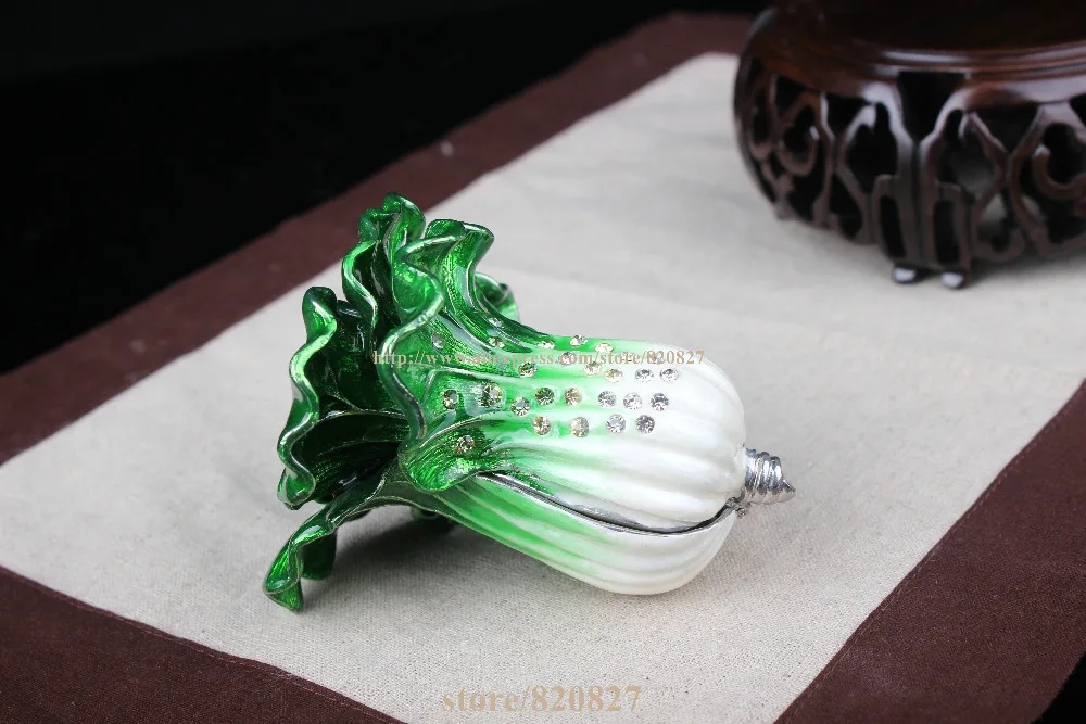 Metal Cabbage Trinket Box Cabbage Jewelry Box Home Desk Display Crystals Studded Collectible VegetableTrinket Box
Metal Cabbage Trinket Box Cabbage Jewelry Box Home Desk Display Crystals Studded Collectible VegetableTrinket Box
