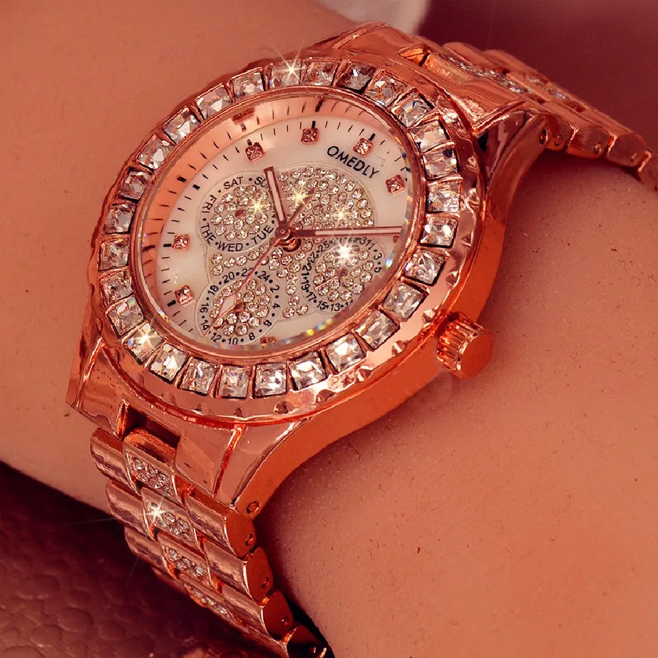 2018 New Luxury Crystal Diamond Watches Women Gold Watch Steel Strip Rose Gold High Quality Sparkling Dress Wristwatch
2018 New Luxury Crystal Diamond Watches Women Gold Watch Steel Strip Rose Gold High Quality Sparkling Dress Wristwatch