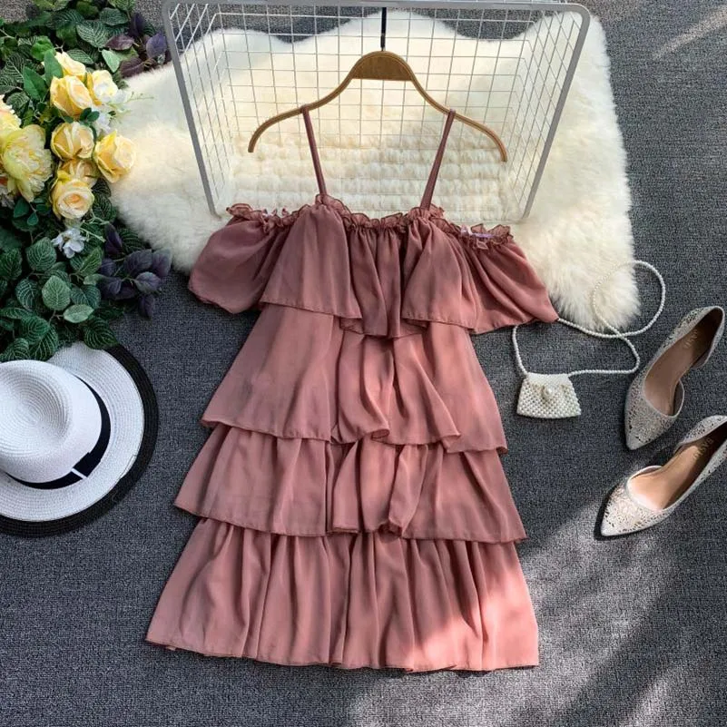 2019 summer new ruffles women dresses off shoulder solid strap loose beach dresses holiday vacation lady dresses top quality
2019 summer new ruffles women dresses off shoulder solid strap loose beach dresses holiday vacation lady dresses top quality