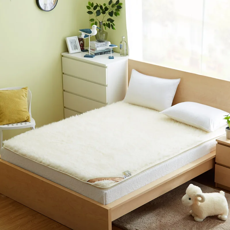 Premium Wool Mattress Foldable Tatami Super Soft Wool Mattress Fleece Cushion Foldable Winter Thickening Warm Bed Mat Double
Premium Wool Mattress Foldable Tatami Super Soft Wool Mattress Fleece Cushion Foldable Winter Thickening Warm Bed Mat Double