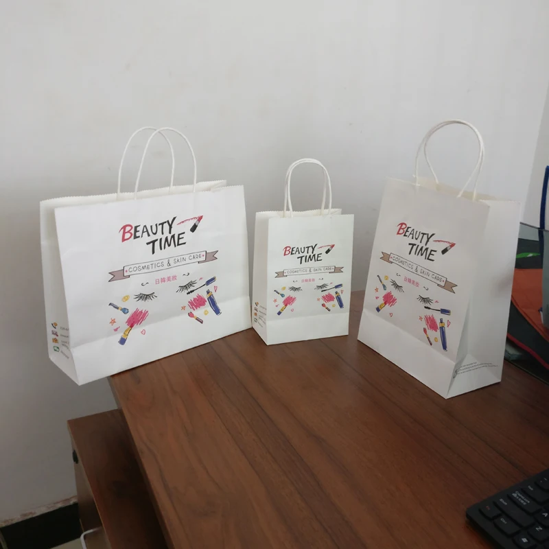 Wholesale 500pcs/lot custom printed logo boutique kraft paper bags/shopping bags/clothes/jewelry bags for shops Free shipping
Wholesale 500pcs/lot custom printed logo boutique kraft paper bags/shopping bags/clothes/jewelry bags for shops Free shipping