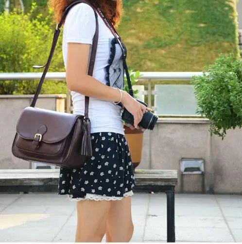 Coffee PU Leather DSLR SLR Camera Case Bag For Nikon Canon Sony Fuji Pentax Olympus Leica Outdoor Bag Photograph Bag
Coffee PU Leather DSLR SLR Camera Case Bag For Nikon Canon Sony Fuji Pentax Olympus Leica Outdoor Bag Photograph Bag
