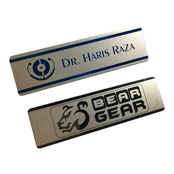 1pc personalized metal name badge holder 70*20mm laser employee business name tag with safety pin or magnet
1pc personalized metal name badge holder 70*20mm laser employee business name tag with safety pin or magnet