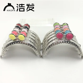 Haofa 10pcs 8.5cm Lotus Flower Head 10colours Silver Purse Frames Kiss Clasp Clutch Bags Part Diy Handbag Clasps Purse Handles
Haofa 10pcs 8.5cm Lotus Flower Head 10colours Silver Purse Frames Kiss Clasp Clutch Bags Part Diy Handbag Clasps Purse Handles