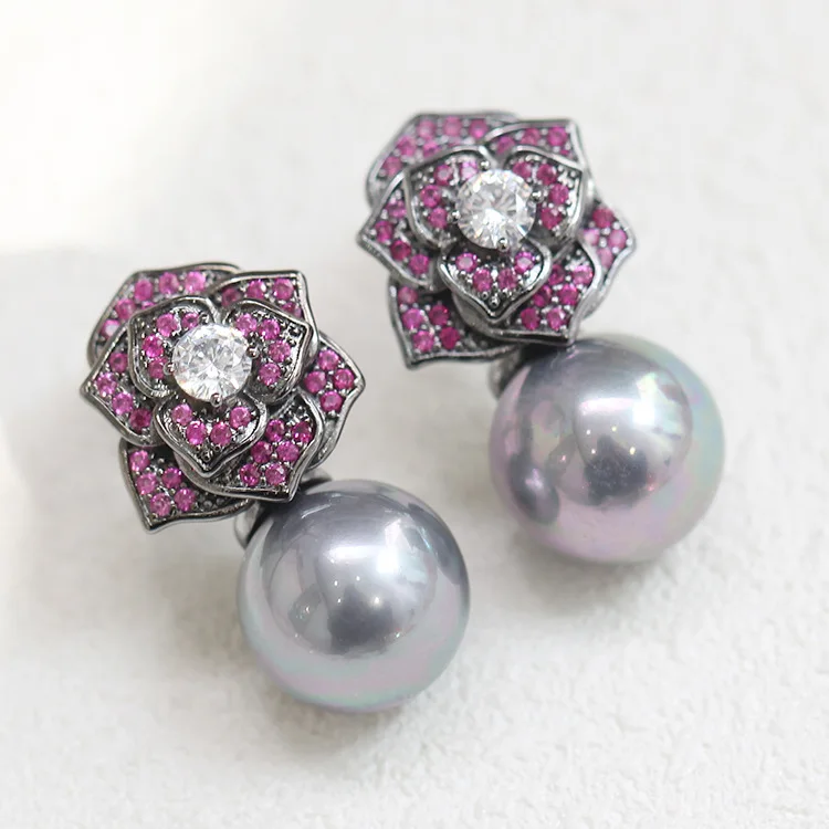 New vintage micro-set roses imitation grey pearl temperament ear nail girls style earring party
New vintage micro-set roses imitation grey pearl temperament ear nail girls style earring party