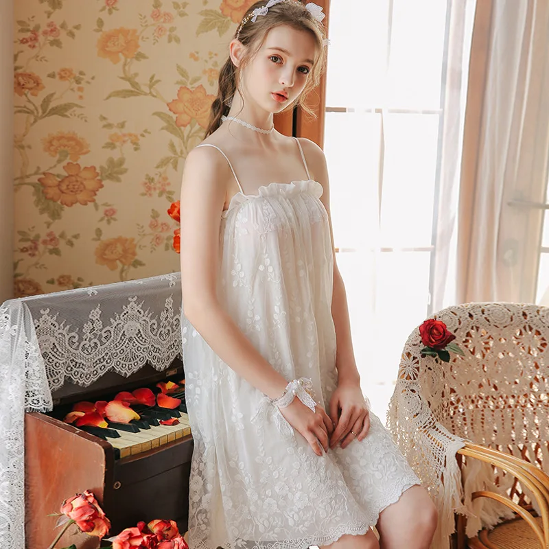 Princess Nightgowns Spring Summer Soft Lace Sexy Transparent Mesh Night Dresses Women Girls Sleepware Spaghetti Strap Dress
Princess Nightgowns Spring Summer Soft Lace Sexy Transparent Mesh Night Dresses Women Girls Sleepware Spaghetti Strap Dress