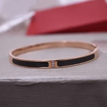 2020 New European Fashion Jewelry Titanium steel bracelet Crystal from Swarovskis Fit DW for Women and Men as love gifts
2020 New European Fashion Jewelry Titanium steel bracelet Crystal from Swarovskis Fit DW for Women and Men as love gifts
