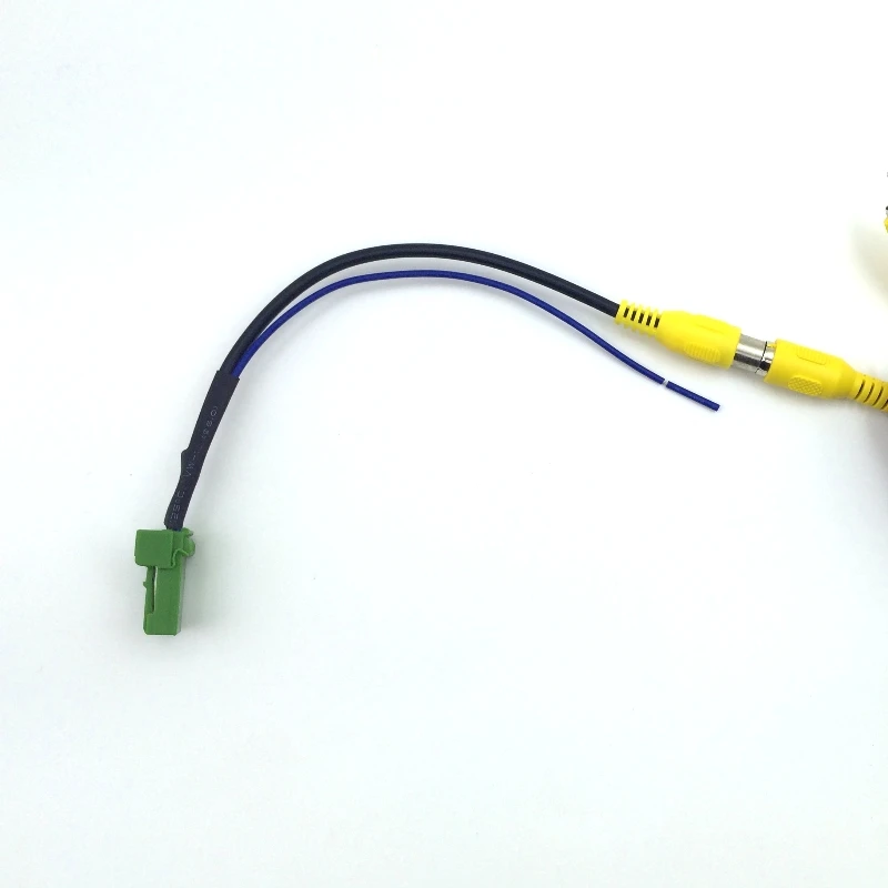 Connection Cable for Suzuki SX4 S-CROSS Crossover / Grand Vitara Reversing Camera to OEM Monitor / Original screen transit line
Connection Cable for Suzuki SX4 S-CROSS Crossover / Grand Vitara Reversing Camera to OEM Monitor / Original screen transit line