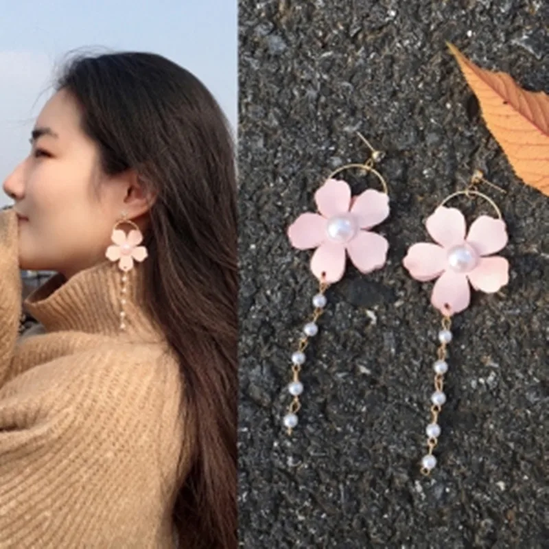 HOT 2018 fashion new earrings Cute pink petals fringed long ladies imitation pearl earrings wholesale Earrings for women
HOT 2018 fashion new earrings Cute pink petals fringed long ladies imitation pearl earrings wholesale Earrings for women