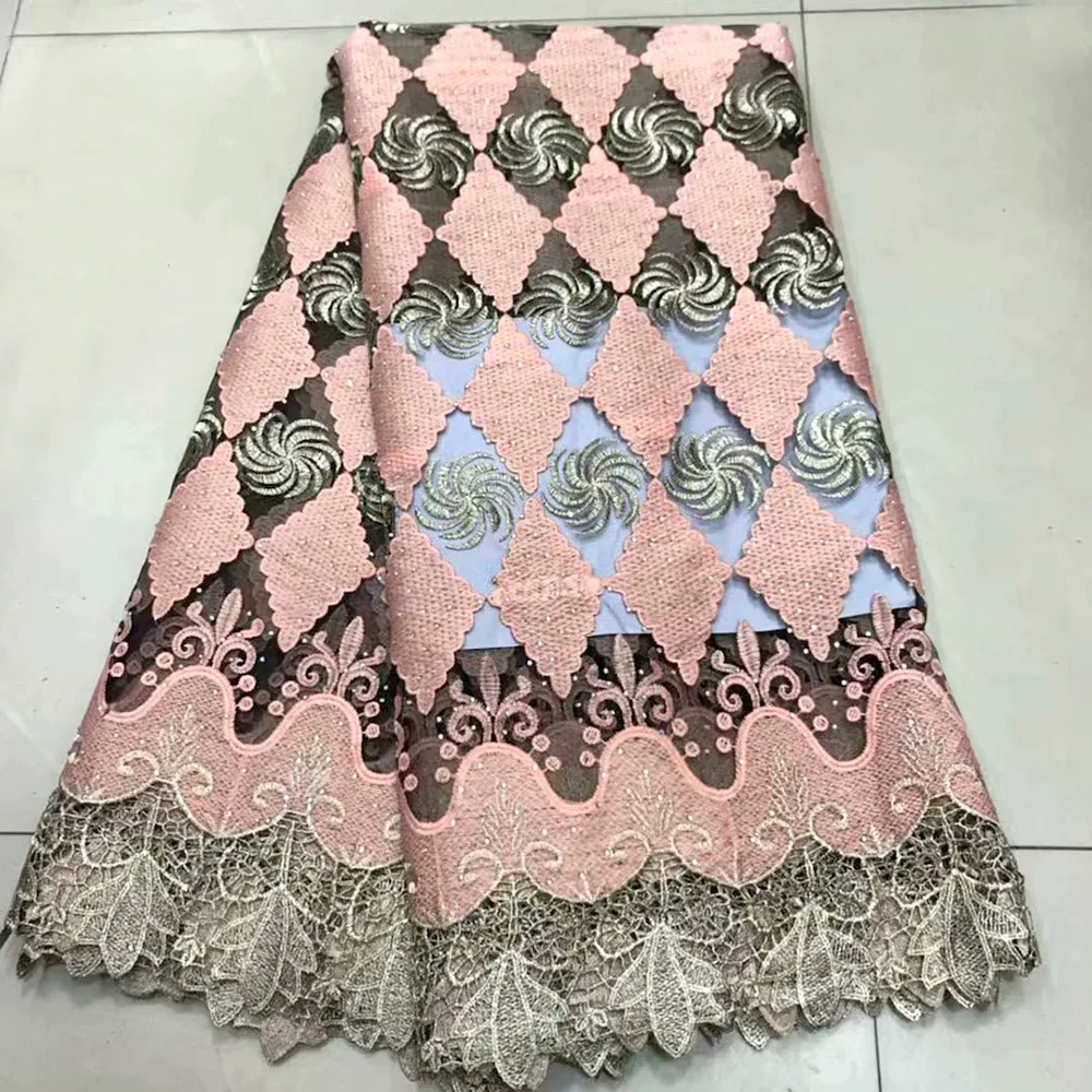 2019 Latest French Nigerian Lace Fabric High Quality Embroidered Tulle African Laces Fabric Wedding French Tulle Lace
2019 Latest French Nigerian Lace Fabric High Quality Embroidered Tulle African Laces Fabric Wedding French Tulle Lace