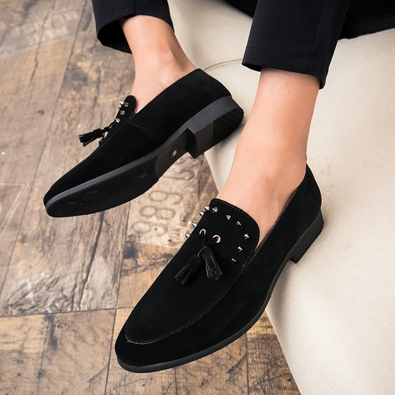 Handmade Metal fashion gold Tassel of Loafers Red Bottom Loafers Gentleman Luxury Fashion Stress Shoes Men Brand Men Shoes
Handmade Metal fashion gold Tassel of Loafers Red Bottom Loafers Gentleman Luxury Fashion Stress Shoes Men Brand Men Shoes