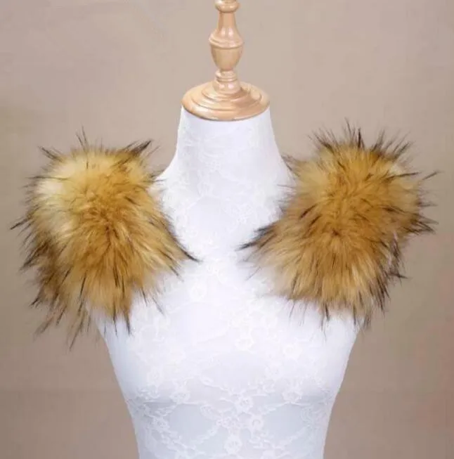 Women's winter coat faux fur shoulder fur lady's faux fur Shoulder strap one pair winter fur scarf
Women's winter coat faux fur shoulder fur lady's faux fur Shoulder strap one pair winter fur scarf