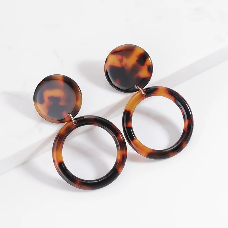 Acrylic Drop Earrings for Women Circle Eardrop Simple Geometric Earrings Round Brown Jewelry Vintage Leopard oorbellen hanger
Acrylic Drop Earrings for Women Circle Eardrop Simple Geometric Earrings Round Brown Jewelry Vintage Leopard oorbellen hanger