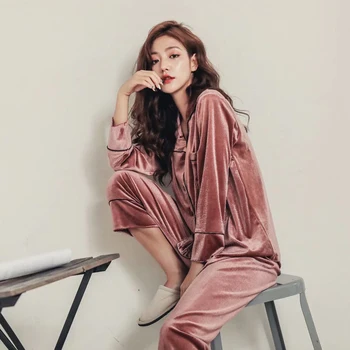 Spring Velvet Long Sleeve Women Pajamas Sets Sexy Elegant Ladies Home Clothes 2020 Autumn Warm Female Pajama Sleepwear Suits
Spring Velvet Long Sleeve Women Pajamas Sets Sexy Elegant Ladies Home Clothes 2020 Autumn Warm Female Pajama Sleepwear Suits